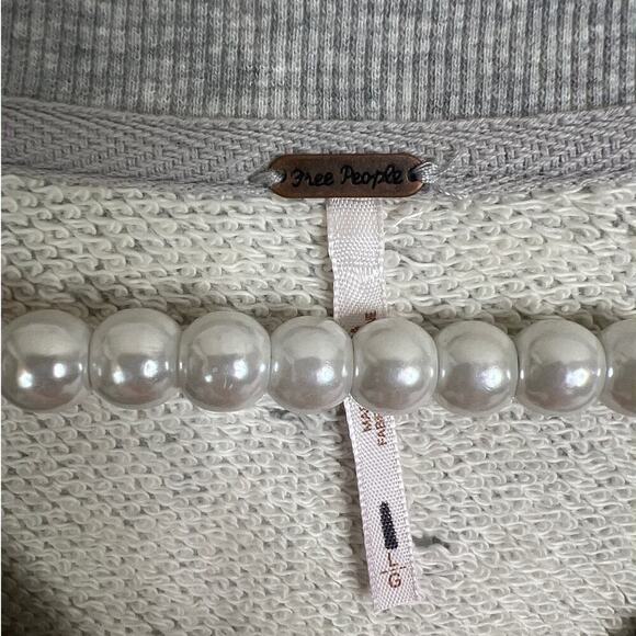 Free People Cropped Gray Sweatshirt with Bead and Lace Applica Size Large - Picture 4 of 7